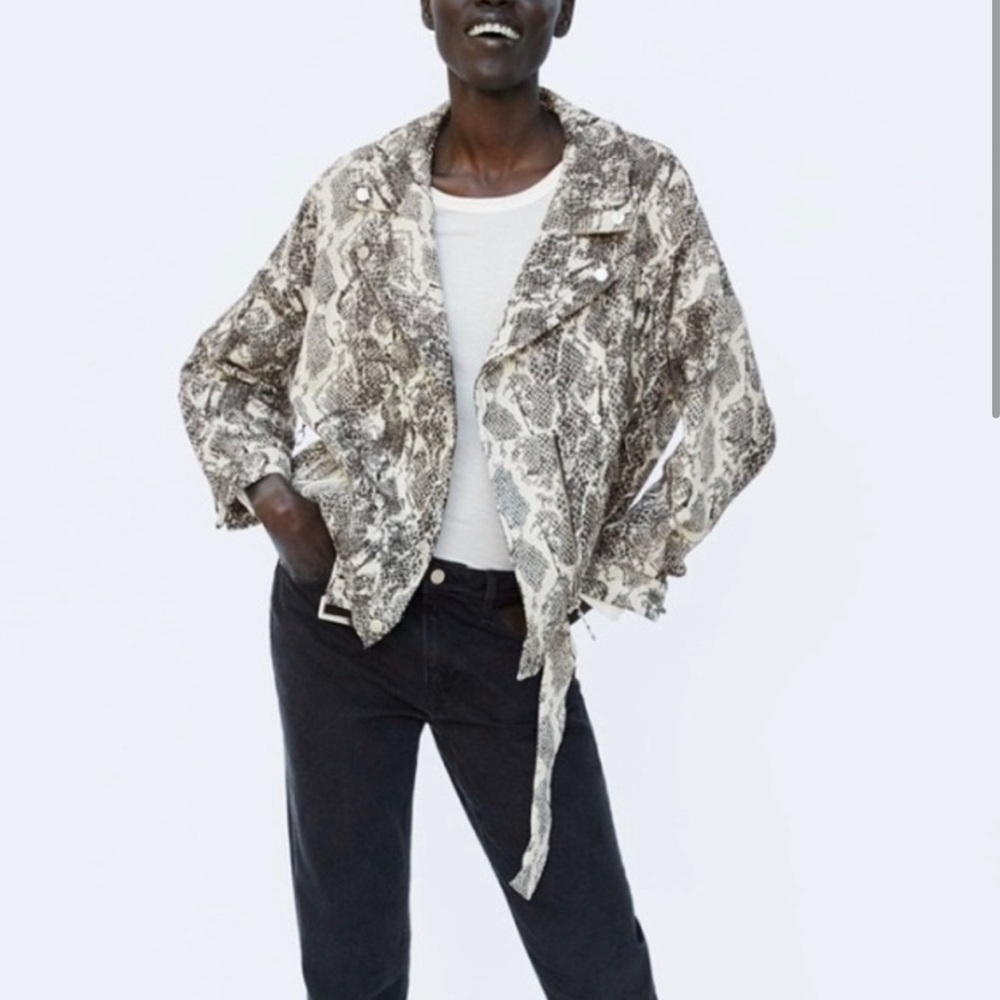 Zara Outerwear XS Faux Snakeskin Biker Jacket